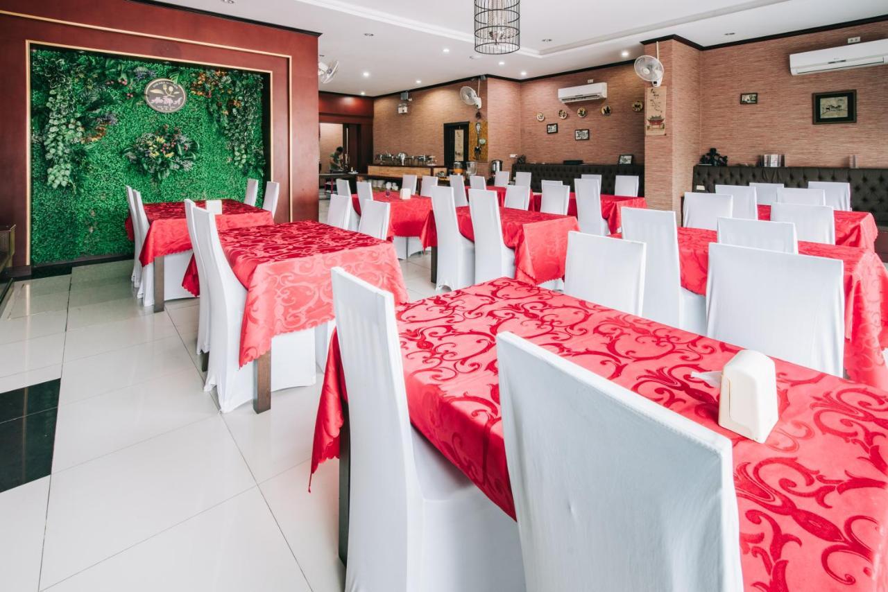 V Hotel Vientiane Dış mekan fotoğraf