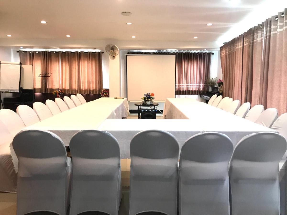 V Hotel Vientiane Dış mekan fotoğraf