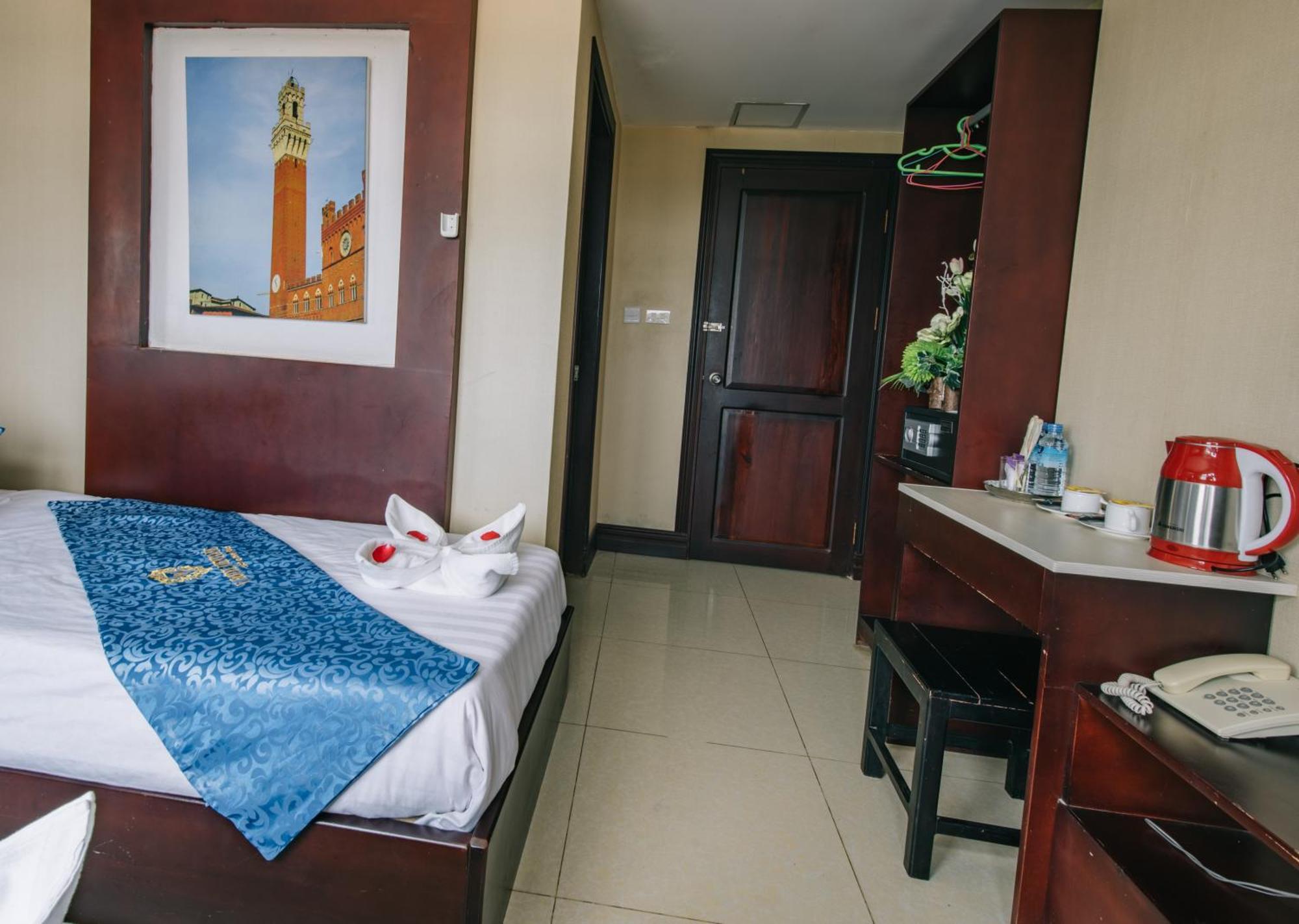 V Hotel Vientiane Dış mekan fotoğraf